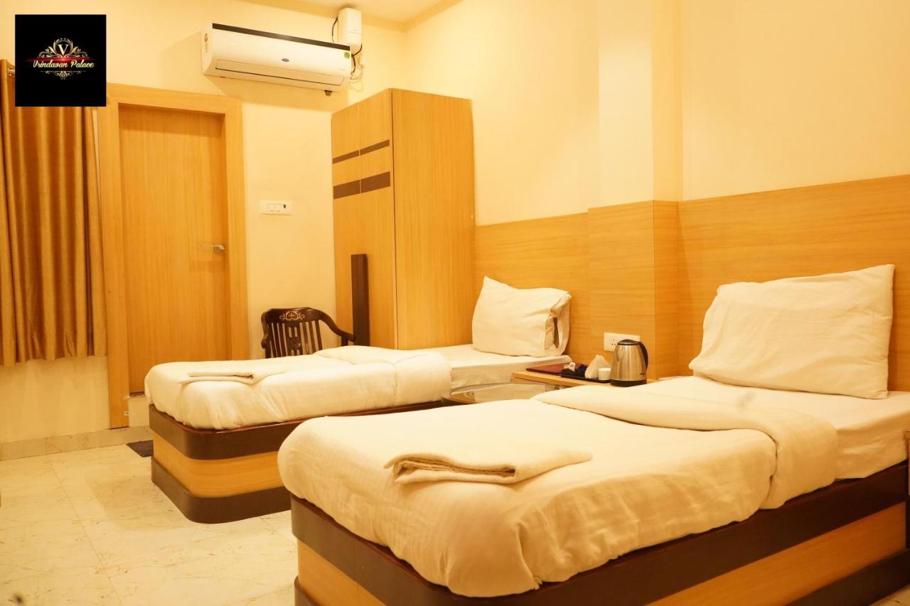 Hotel Vrindavan Palace *